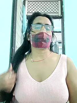 sanjana077 online show from February 10, 2026, 2:16 pm