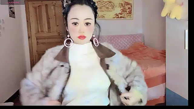 Xiaojuan61 online show from November 29, 2025, 11:10 am