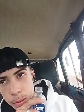 NovaCharm online show from December 19, 2025, 3:25 pm