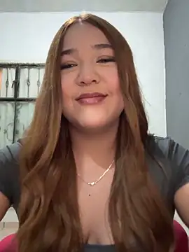 Snapshot of SarahcammOf chatting on November 14, 2025, 11:41 pm SarahcammOf online show from November 14, 2025, 11:41 pm