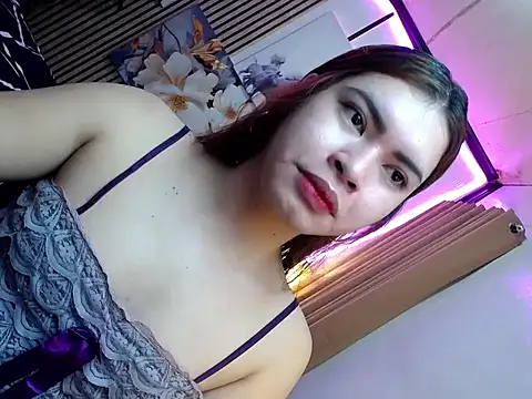 furry puss online show from December 17, 2025, 1:21 am