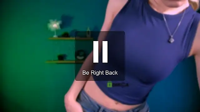 mia starrr  online show from February 1, 2026, 8:29 pm