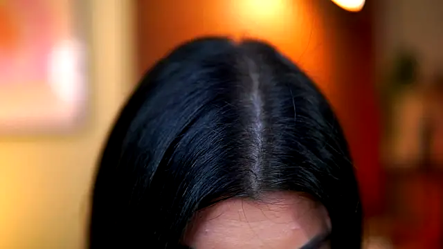 RavennaDArcy online show from November 22, 2025, 8:18 pm