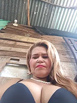 Snapshot of dirty_mother3 chatting on February 12, 2026, 4:51 pm dirty mother3 online show from February 12, 2026, 4:51 pm