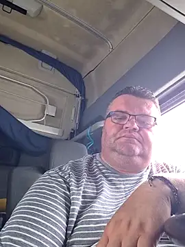 Snapshot of Grase44 chatting on July 7, 2026, 11:25 am Grase44 online show from July 7, 2026, 11:25 am