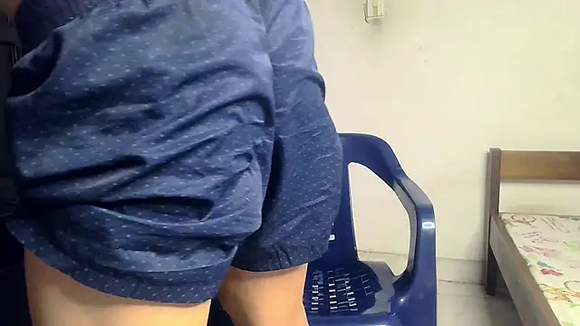 CONDE1997 online show from April 8, 2026, 8:38 am