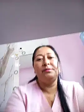 keilaJhonsom1 online show from November 25, 2025, 4:40 pm