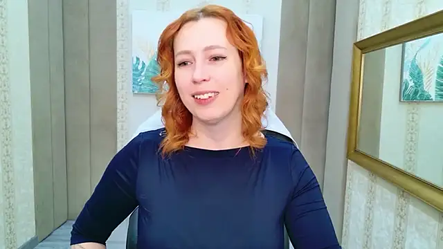 Snapshot of Evie_Berret chatting on November 9, 2025, 10:41 am Evie Berret online show from November 9, 2025, 10:41 am