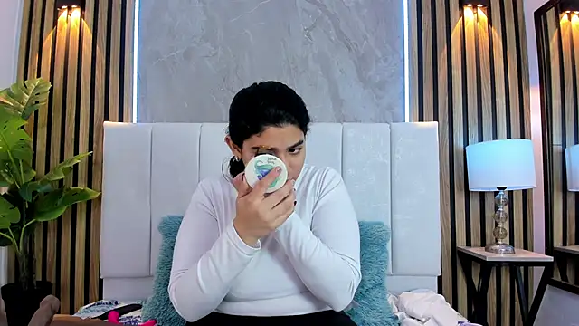 Carlotta de velour online show from January 10, 2026, 2:40 am