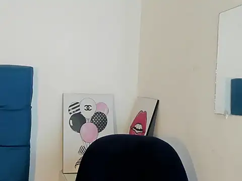 Valentino Lane online show from February 3, 2026, 6:40 am