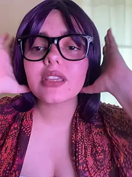 candicewest  online show from June 13, 2026, 5:00 pm