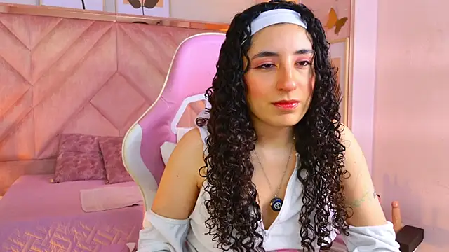 DemiJones  online show from June 2, 2026, 4:45 am