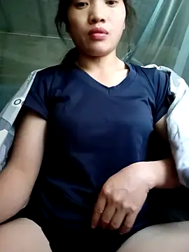 sexladdy online show from November 26, 2025, 5:40 am