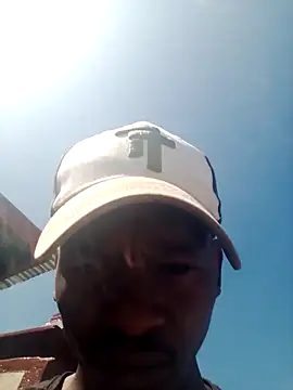 Snapshot of Capsuleeee chatting on November 9, 2025, 7:12 am Capsuleeee online show from November 9, 2025, 7:12 am