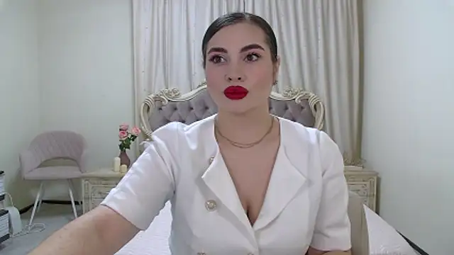 Snapshot of AdrianaTorres chatting on November 28, 2025, 5:29 am AdrianaTorres online show from November 28, 2025, 5:29 am