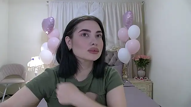 AdrianaTorres online show from February 19, 2026, 5:48 am