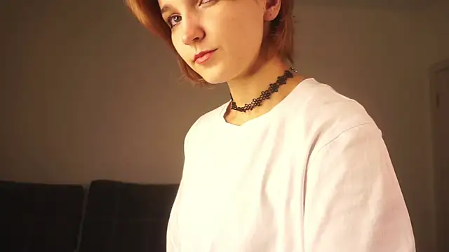 VinnieLaguna online show from November 21, 2025, 4:28 pm