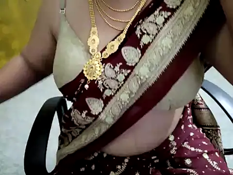 Snapshot of Tamil_VirginAss2 chatting on November 28, 2025, 6:41 pm Tamil VirginAss2 online show from November 28, 2025, 6:41 pm