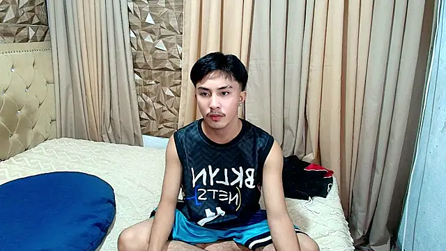 Urloverhardcock online show from May 12, 2026, 12:44 pm