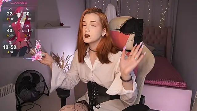 AvaRyder online show from November 10, 2025, 1:16 pm