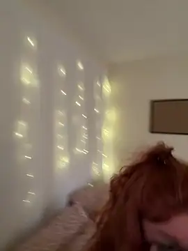 Snapshot of LillieMaee chatting on January 18, 2026, 10:18 am LillieMaee online show from January 18, 2026, 10:18 am