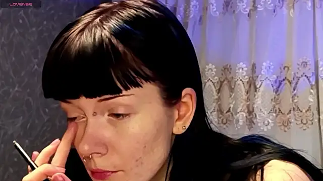 Snapshot of RoxyMetall chatting on November 22, 2025, 6:18 pm RoxyMetall online show from November 22, 2025, 6:18 pm