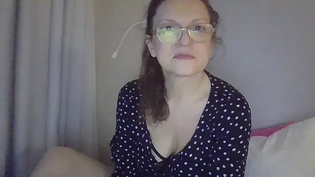 Eva Glad online show from November 29, 2025, 10:37 am