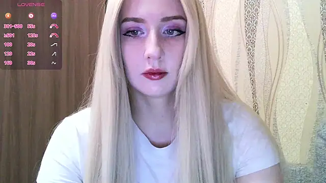 Nikki Rose online show from November 28, 2025, 1:55 pm