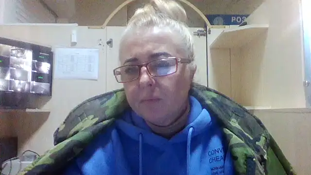 Tati 0808 online show from November 20, 2025, 4:07 pm