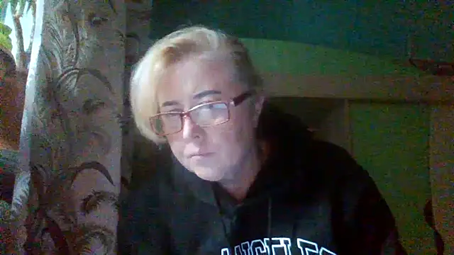 Tati 0808 online show from November 15, 2025, 1:59 pm