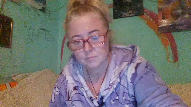 Tati 0808 online show from November 26, 2025, 8:42 pm