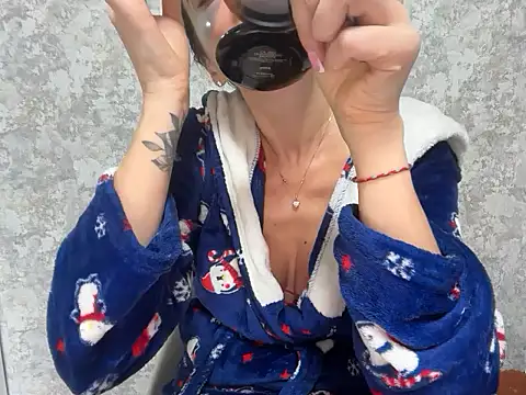 Angelinaa19 online show from November 30, 2025, 10:16 am