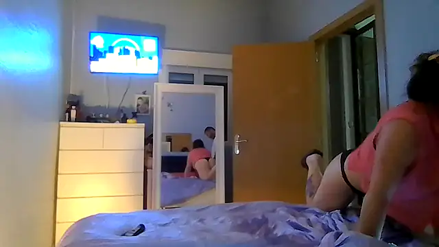 Domiqueen online show from May 29, 2026, 11:33 pm
