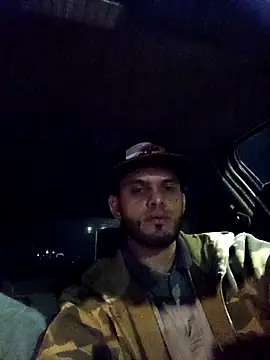 James21990 online show from November 30, 2025, 9:32 am