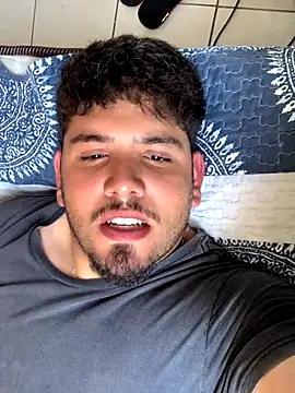 Bbbtro online show from November 11, 2025, 1:28 pm