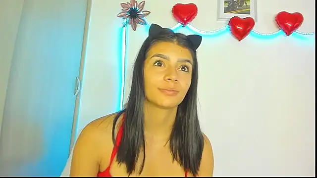 KIMMY MONTIELL online show from March 4, 2026, 11:18 am