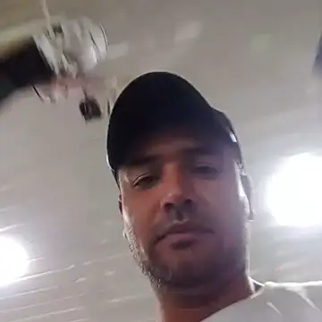 sexlocos online show from November 15, 2025, 7:40 pm