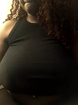 Snapshot of Fxncymuse chatting on November 15, 2025, 11:20 pm Fxncymuse online show from November 15, 2025, 11:20 pm