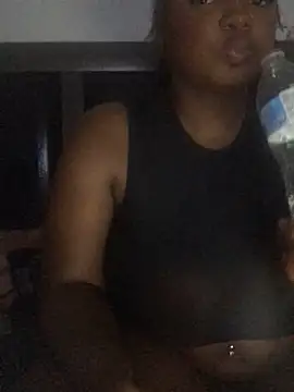 Fxncymuse online show from December 19, 2025, 1:46 pm