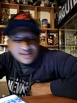 themorenofit08 online show from February 24, 2026, 12:22 am