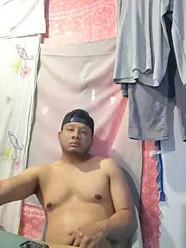 themorenofit08 online show from June 18, 2026, 7:52 pm