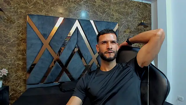 Snapshot of Jacob_Benelli chatting on February 6, 2026, 11:23 pm Jacob Benelli online show from February 6, 2026, 11:23 pm