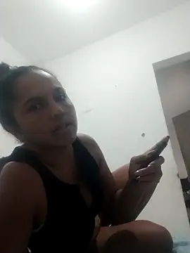 Snapshot of _Lizeth_ chatting on February 15, 2026, 8:52 pm Lizeth online show from February 15, 2026, 8:52 pm