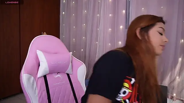 Snapshot of Missara_ chatting on January 13, 2026, 1:09 am Missara online show from January 13, 2026, 1:09 am