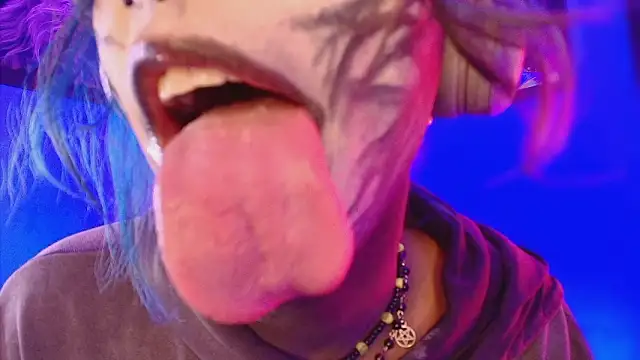 luxiel  online show from March 11, 2026, 11:21 pm