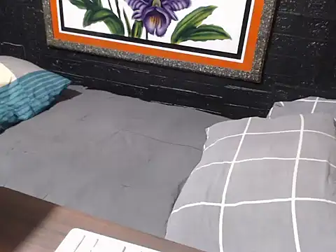 tsbrownmorena69 online show from April 2, 2026, 12:12 pm