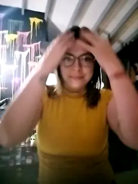 Chechi miau online show from November 12, 2025, 11:19 pm