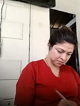 Chechi miau online show from November 25, 2025, 4:29 pm