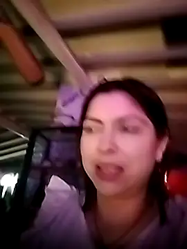 Chechi miau online show from November 28, 2025, 1:28 am