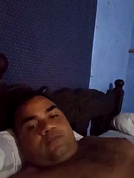 CUTE V LOVE online show from November 27, 2025, 5:24 pm